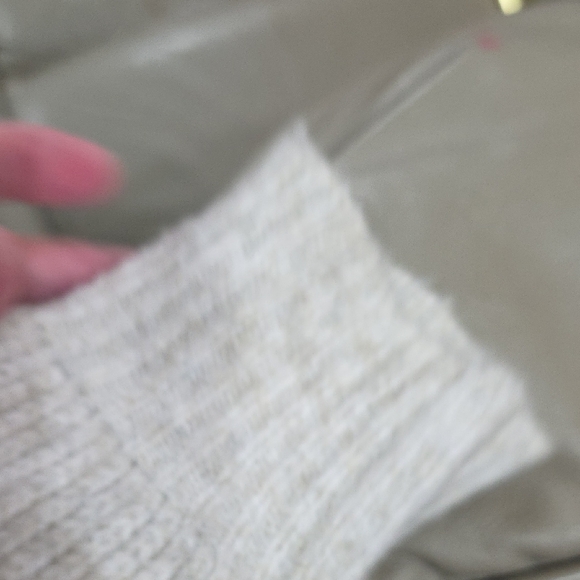 Topshop Women's Cream/Gray Knit Turtleneck/Cowl Sweater Cropped Size 12 GUC - Picture 12 of 12